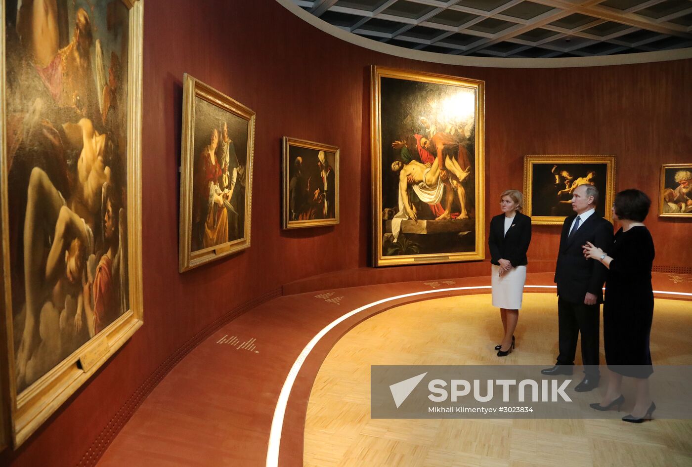 President Vladimir Putin visits "Roma. Aeterna. Vatican Pinacoteca Masterpieces" exhibition at Tretyakov Gallery