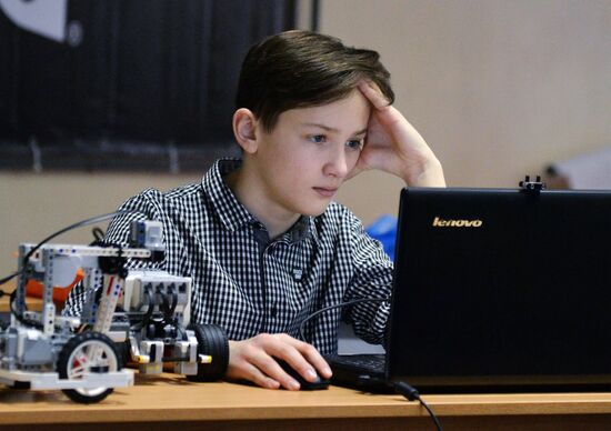 Robo-Fest-Urals 2017 robotics competition