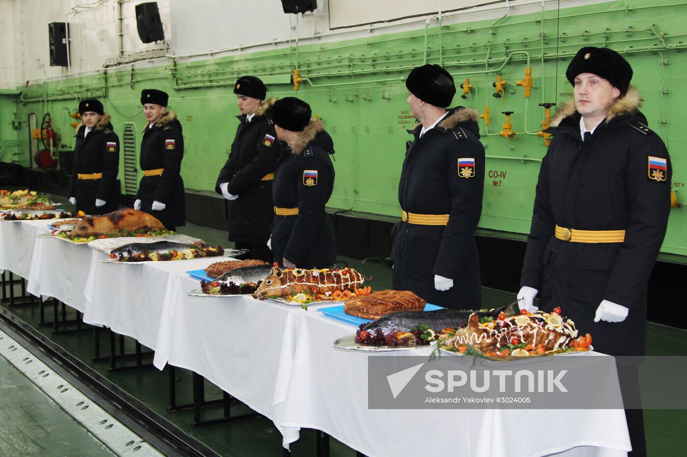 Admiral Kuznetsov aircraft carrier meeting ceremony in Severomorsk
