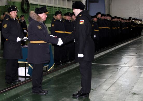 Welcoming the aircraft cruiser Admiral Kuznetsov in Severomorsk