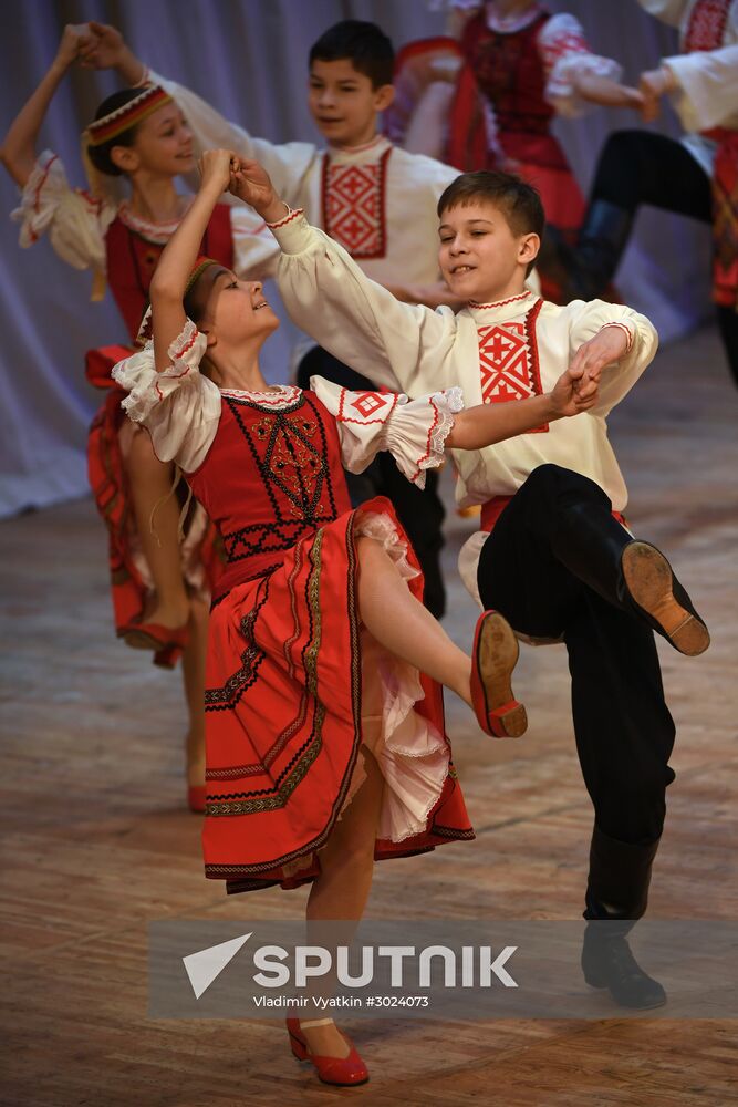Igor Moiseyev folk dance ensemble Igor Moiseyev at rehearsal