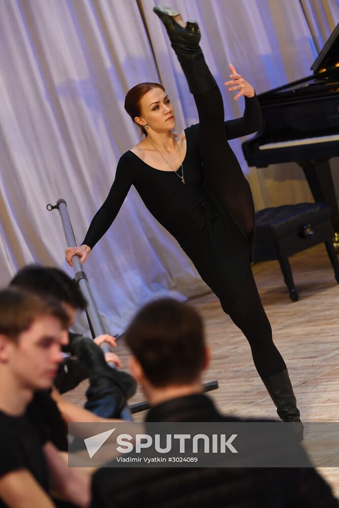 Igor Moiseyev Falk Dance Ensemble holds rehearsal