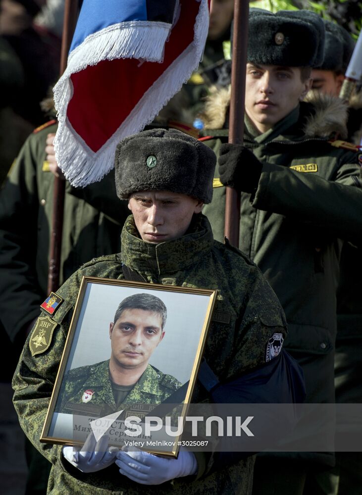 Farewell to Somalia batallion commander Mikhail Tolstykh (aka Givi) in Donetsk