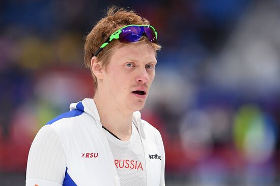 Speed skating. World Single Distances Championships