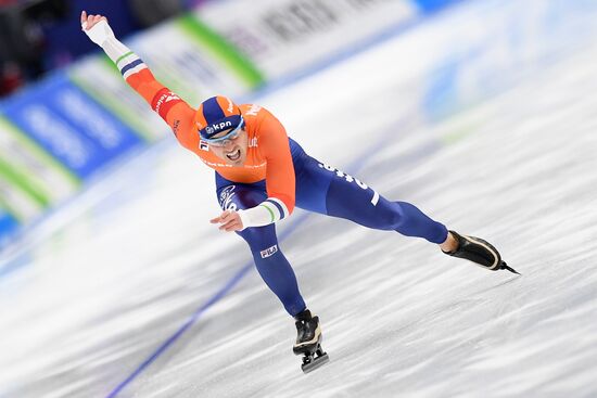 Speed skating. World Single Distances Championships