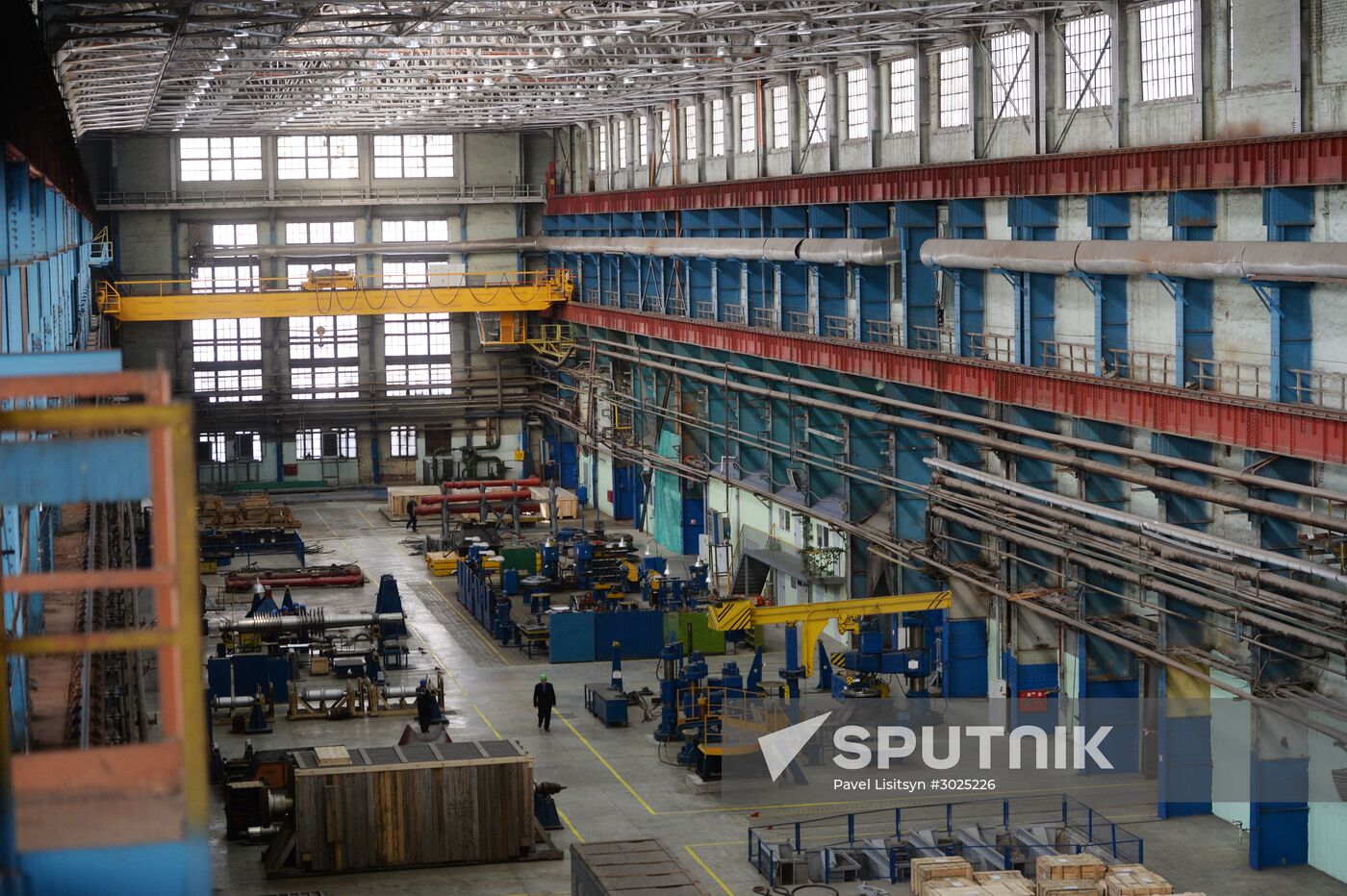 World's biggest steam turbine T-295 is commissioned in Yekaterinburg