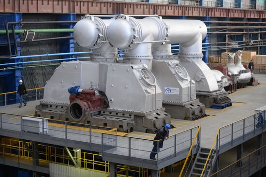 World's biggest steam turbine T-295 is commissioned in Yekaterinburg