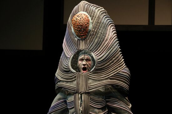 Dress rehearsal of "Noye's Fludde" opera