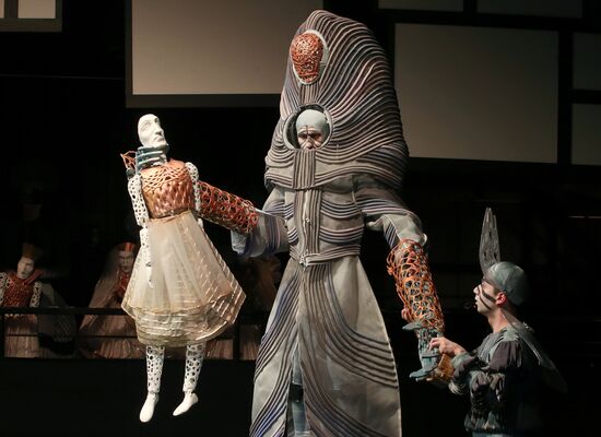 Dress rehearsal of "Noye's Fludde" opera