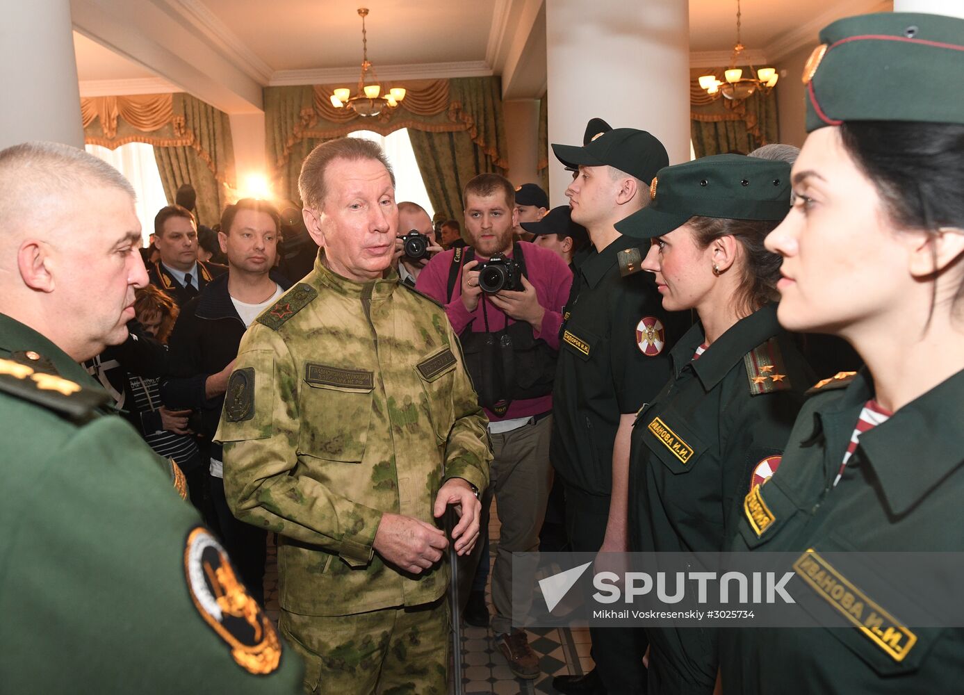 Russian National Guard uniforms presented