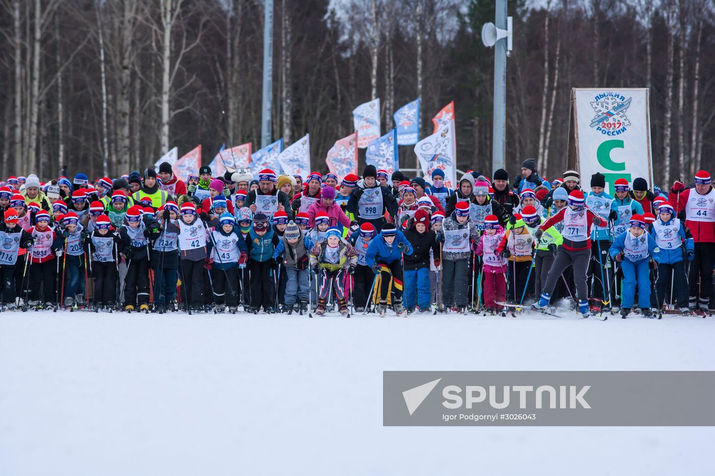 Russian nationwide Ski Track of Russia 2017 (Lyzhnya Rossiyi 2017) mass ski race