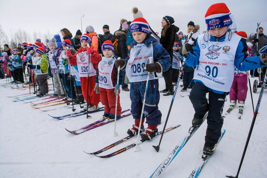 Russian nationwide Ski Track of Russia 2017 (Lyzhnya Rossiyi 2017) mass ski race