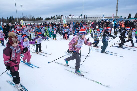 Russian nationwide Ski Track of Russia 2017 (Lyzhnya Rossiyi 2017) mass ski race