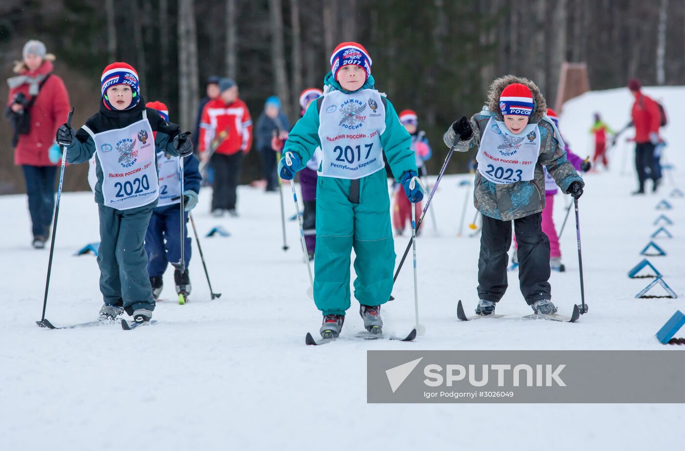 Russian nationwide Ski Track of Russia 2017 (Lyzhnya Rossiyi 2017) mass ski race