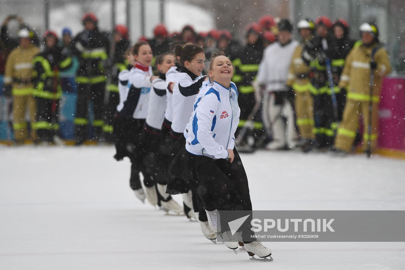 "Russian Emergencies Ministry for Healthy Lifestyle" flashmob