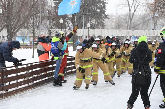 "Russian Emergencies Ministry for Healthy Lifestyle" flashmob