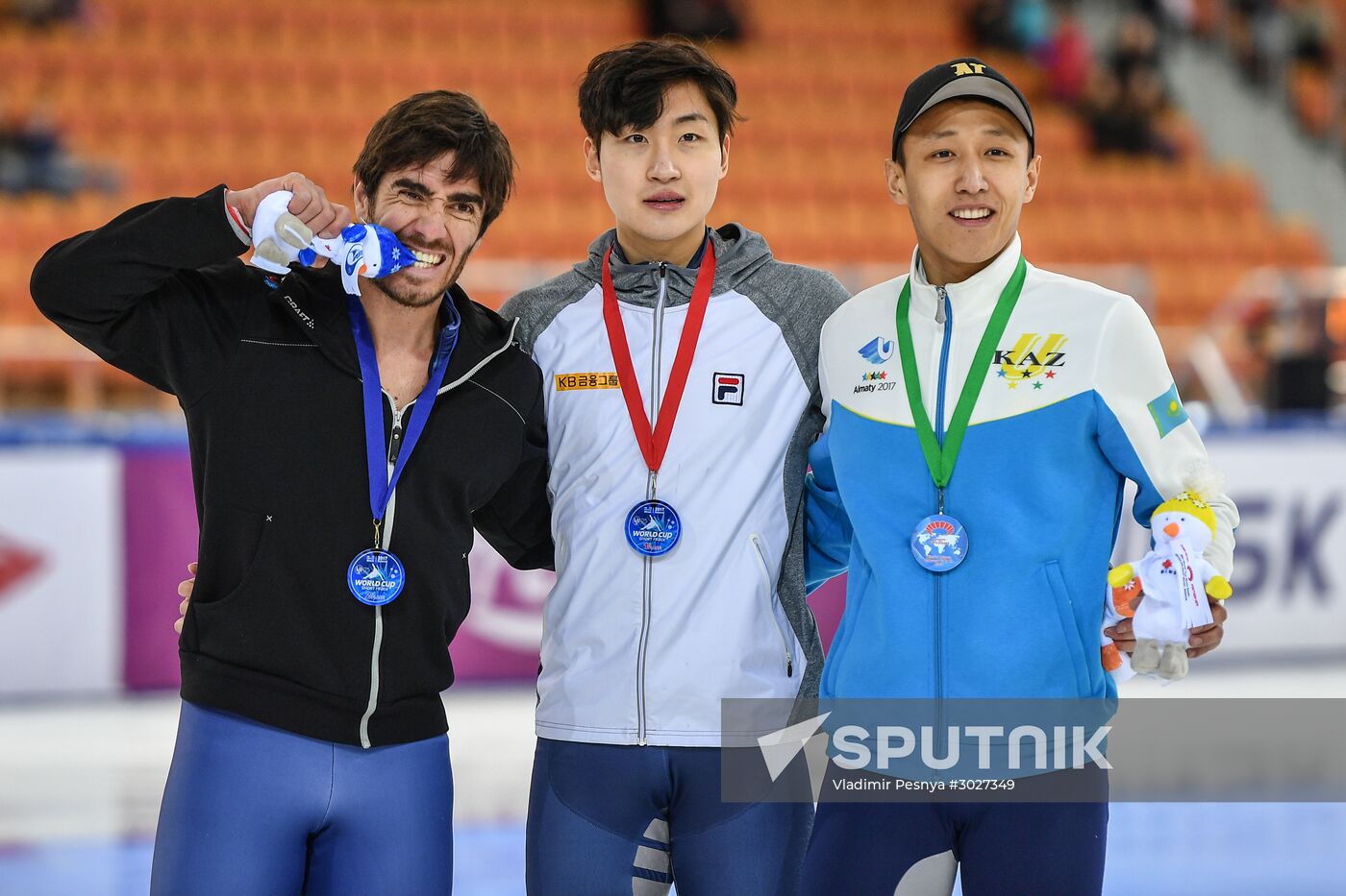 World Cup Short Track Speed Skating Minsk. Day Two