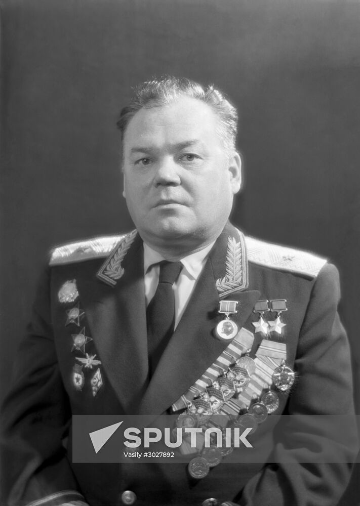 Air force Major General Grigory Rechkalov