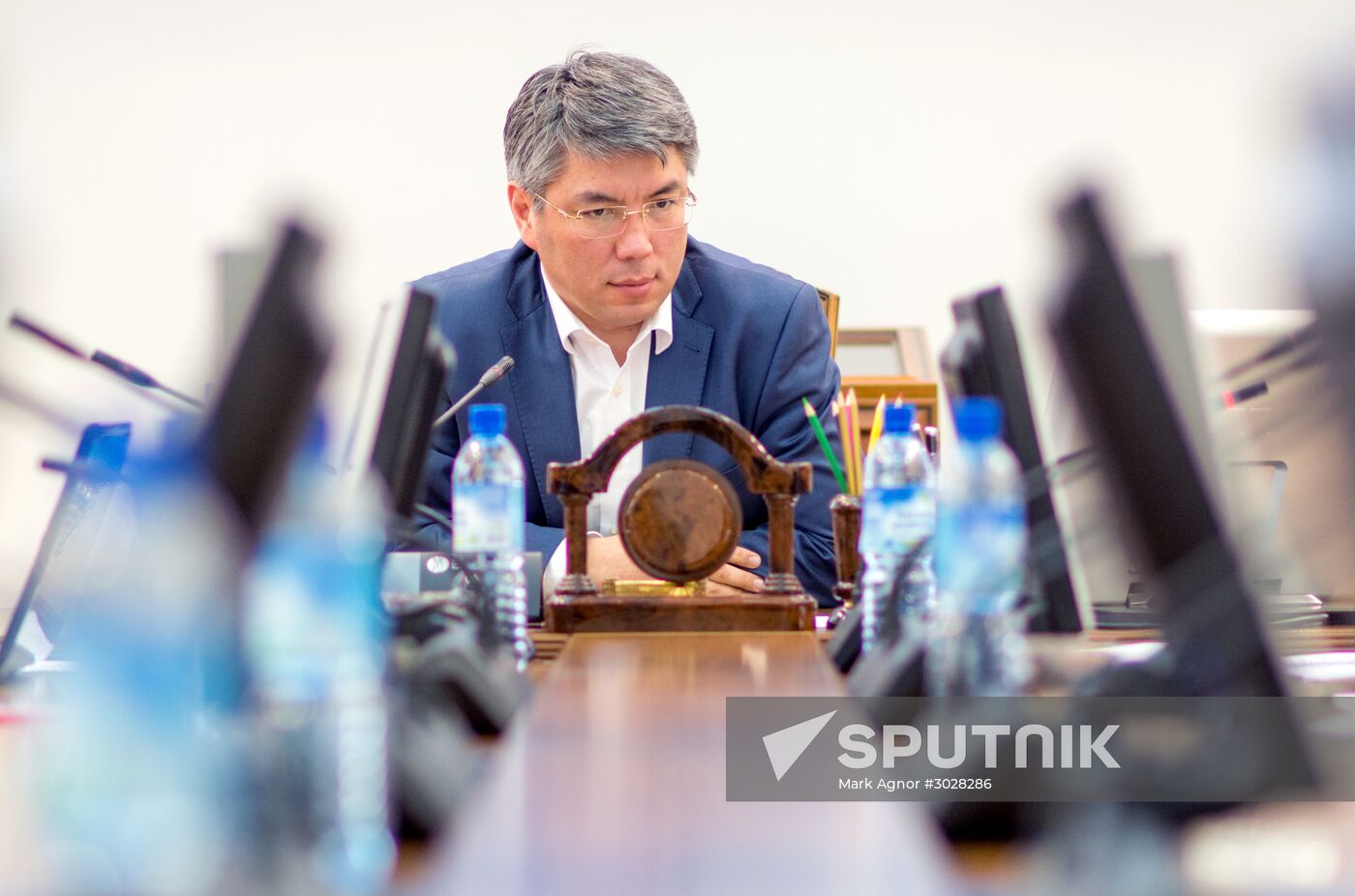 Acting Head of the Republic of Buryatia Alexei Tsydenov meets with chiefs of media outlets
