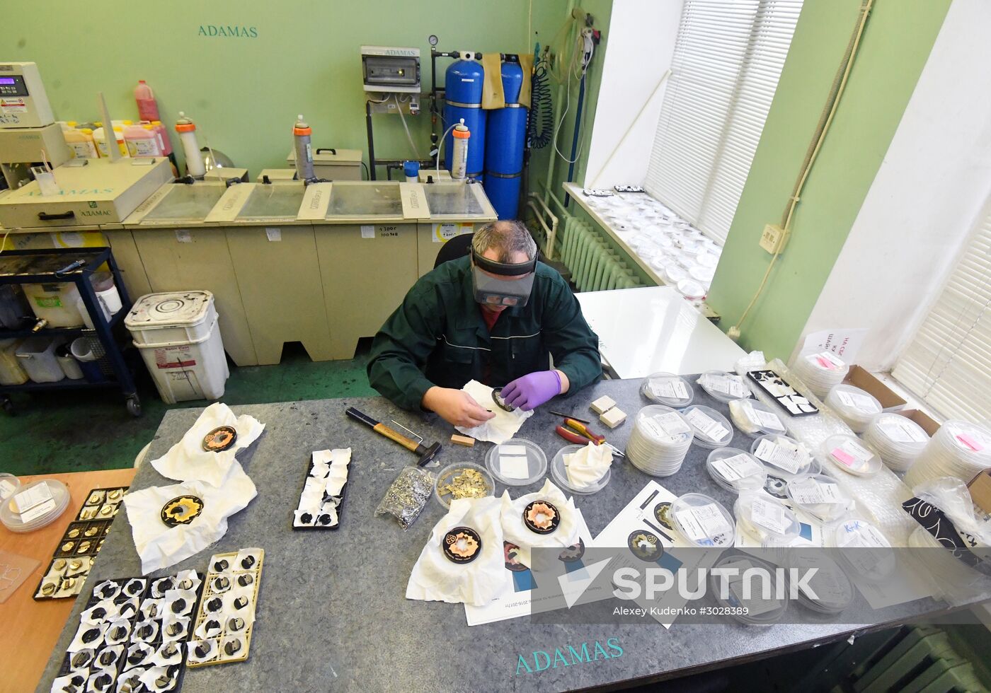 Manufacturing Kontinental Hockey League medals