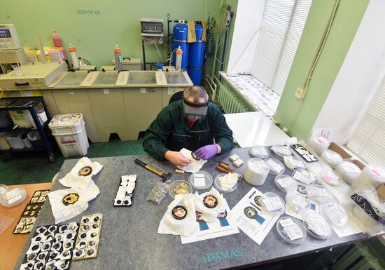Manufacturing Kontinental Hockey League medals