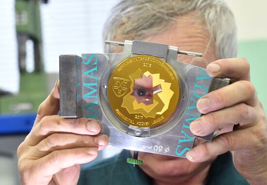 Manufacturing Kontinental Hockey League medals