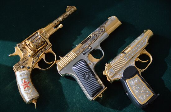 Award weapon production for Russian Defense Ministry in Zlatoust