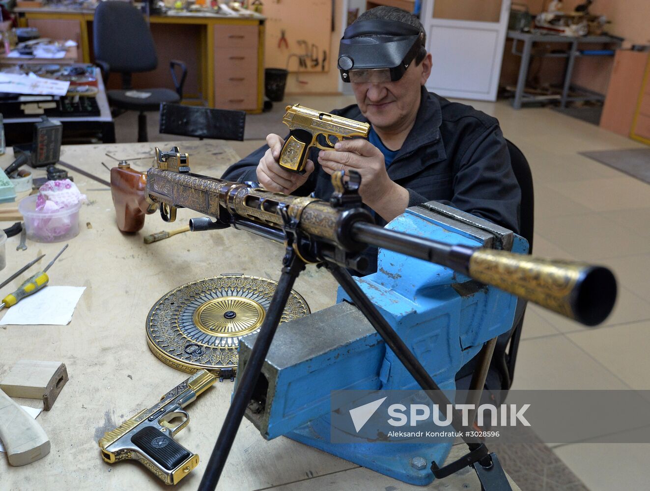 Award weapon production for Russian Defense Ministry in Zlatoust