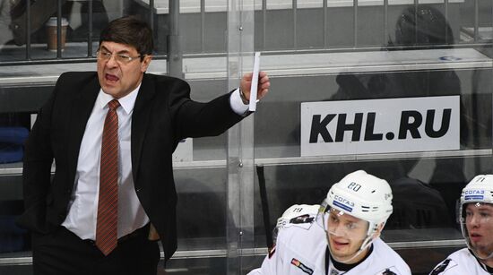 Ice hockey. KHL. Dynamo Moscow vs. Amur