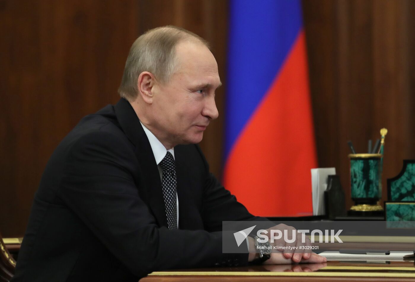 President Vladimir Putin meets with Acting Head of Karelia Artur Parfyonchikov
