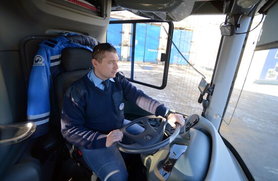 Russian electric bus begins operation in Moscow
