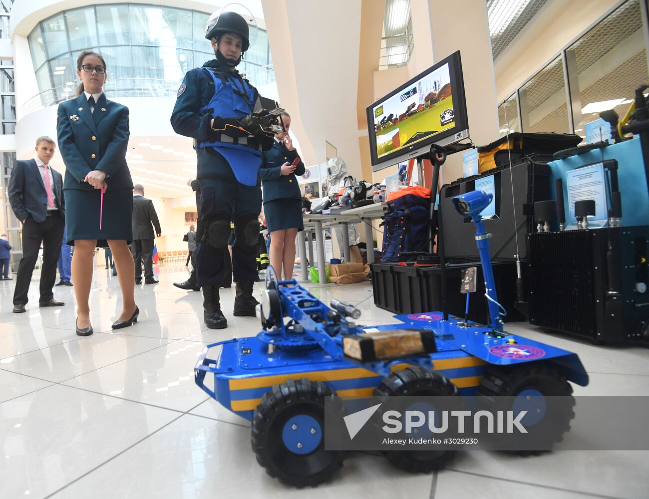 Exhibition of survival equipment