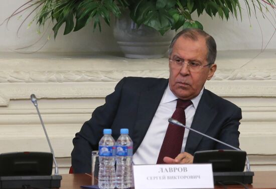 Foreign Minister Sergei Lavrov meets with students and staff of Foreign Ministry's Diplomatic Academy