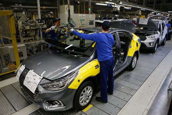 Updated Hyundai Solaris cars manufactured in Leningrad Region