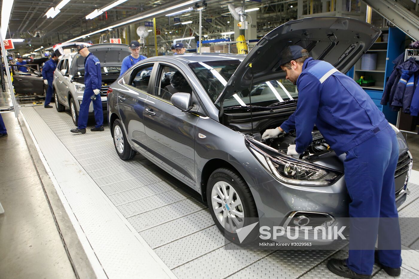 Updated Hyundai Solaris cars manufactured in Leningrad Region