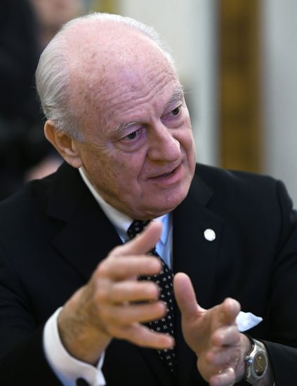 Sergei Lavrov meets with Staffan de Mistura