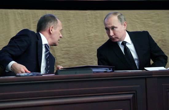 President Vladimir Putin at meeting of Federal Security Service board