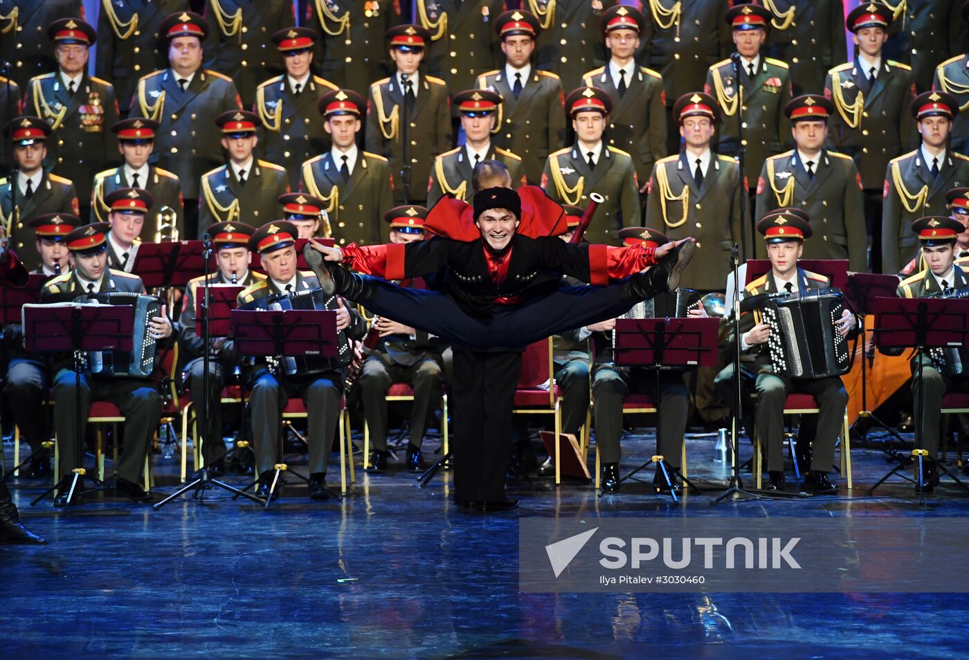 New performers at Alexandrov Dance and Song Company