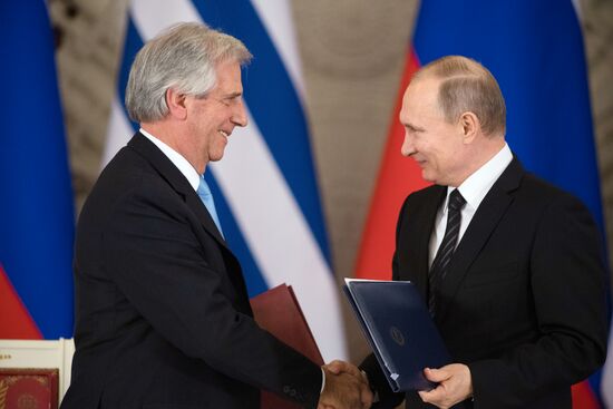 Russian President Vladimir Putin meets with President of Uruguay Tabaré Vazquez