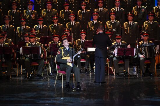 New performers at Alexandrov Dance and Song Company