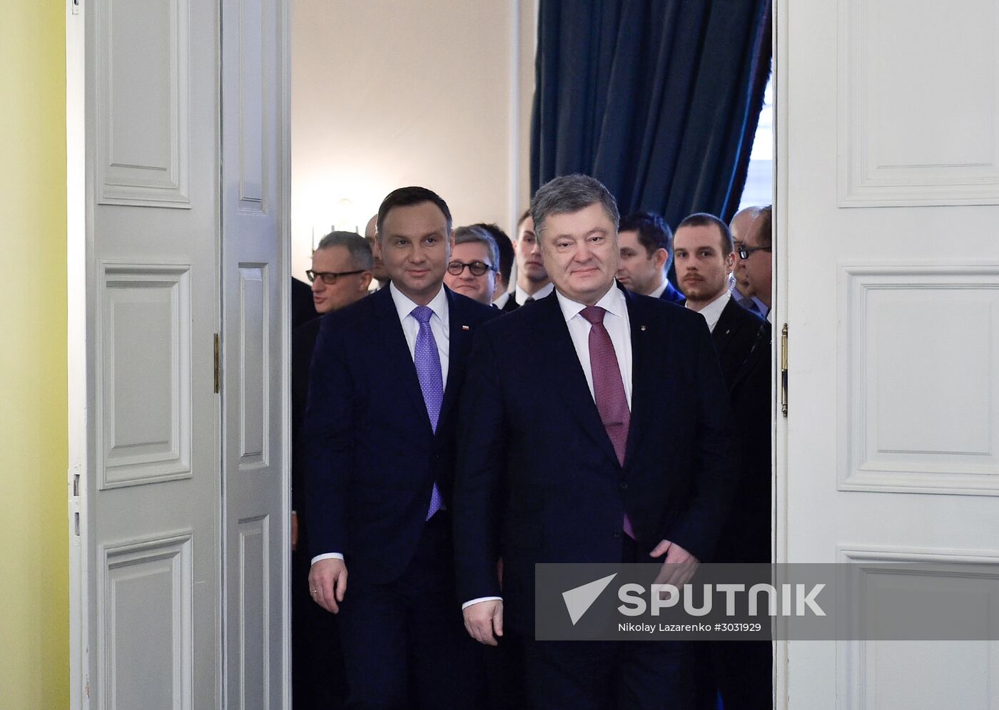 Ukraine's, Poland's presidents Poroshenko and Duda meet in Munich