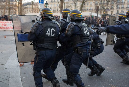 Protests in Paris
