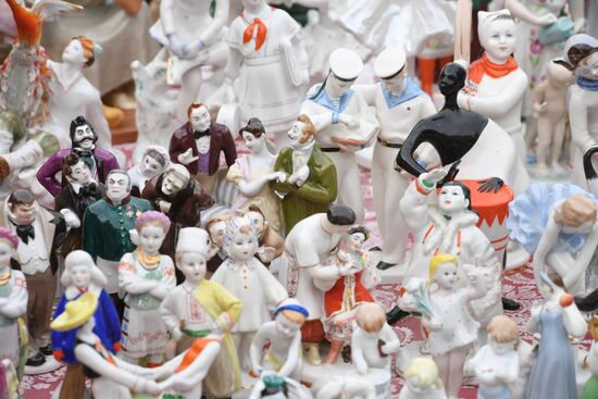 Flea market in Museum of Moscow