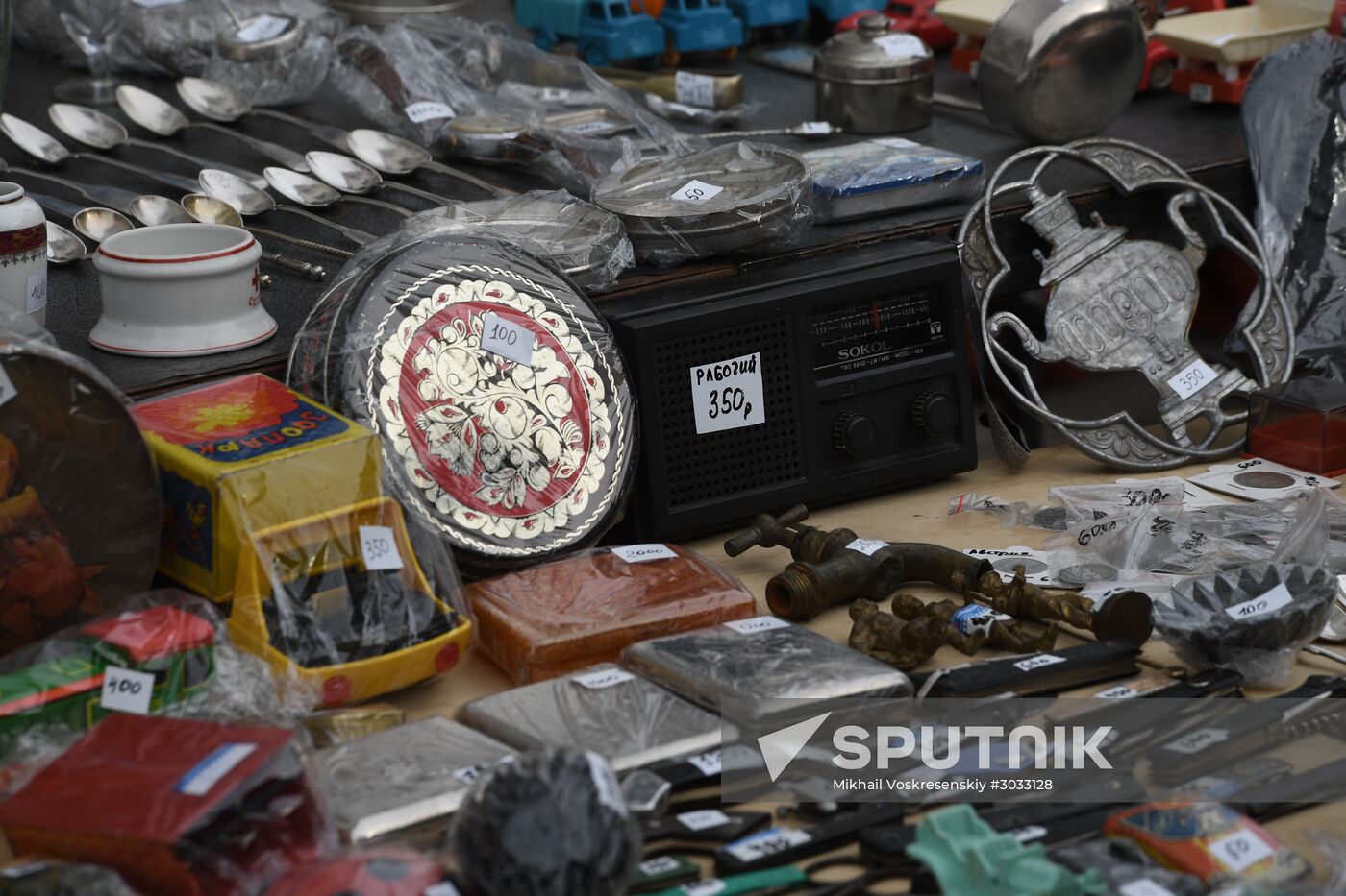 Flea market in Museum of Moscow