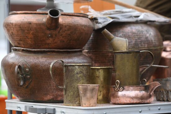 Flea market in Museum of Moscow