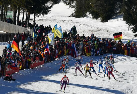 Biathlon World Championships. Women's mass start