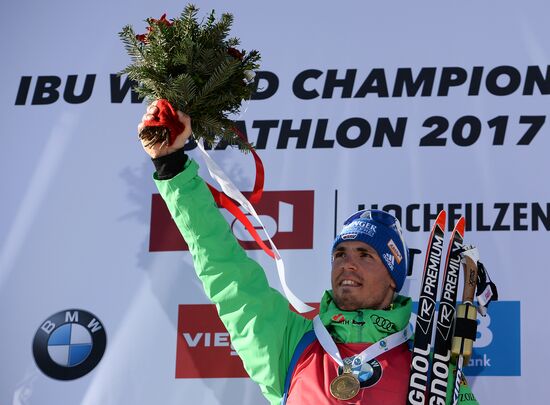 Biathlon World Championships. Men's mass start