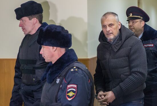 Court hears case of Sakhalin region former governor Alexander Khoroshavin