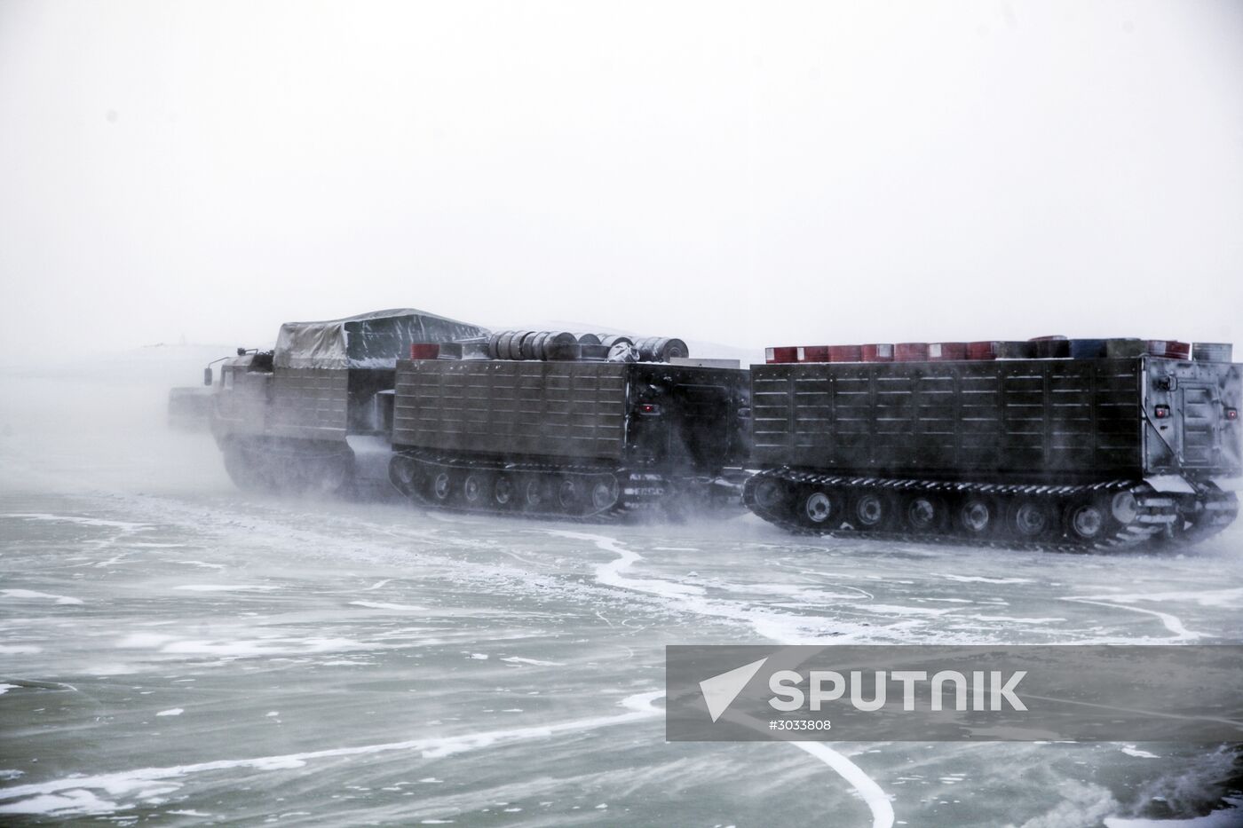 Testing new models of armaments, military and special equipment in the Arctic