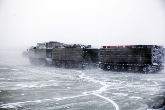 Testing new models of armaments, military and special equipment in the Arctic